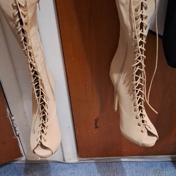 Glaze Beige Lace-Up Over the Knee Boots - Picture 4 of 6